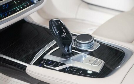 BMW 7 серия, 2019 год, 6 000 000 рублей, 26 фотография