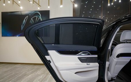 BMW 7 серия, 2019 год, 6 000 000 рублей, 36 фотография