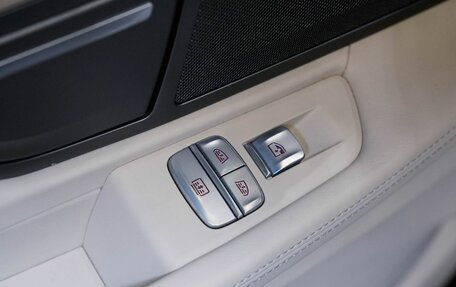 BMW 7 серия, 2019 год, 6 000 000 рублей, 38 фотография