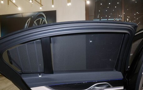 BMW 7 серия, 2019 год, 6 000 000 рублей, 37 фотография