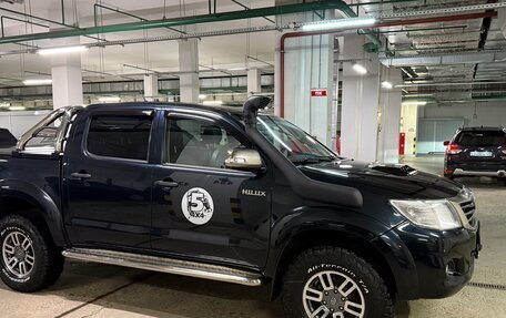 Toyota Hilux VII, 2015 год, 2 450 000 рублей, 8 фотография