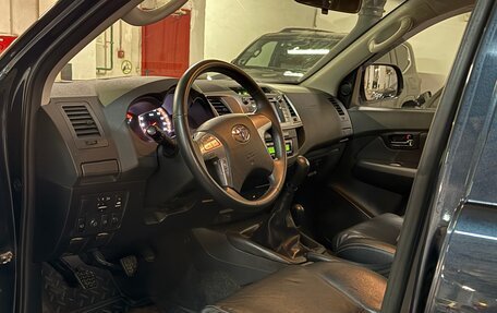 Toyota Hilux VII, 2015 год, 2 450 000 рублей, 18 фотография