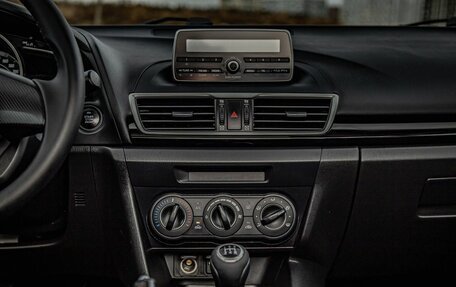 Mazda 3, 2014 год, 1 050 000 рублей, 16 фотография