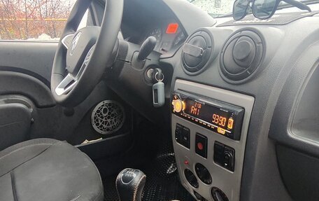 Renault Logan I, 2007 год, 240 000 рублей, 5 фотография