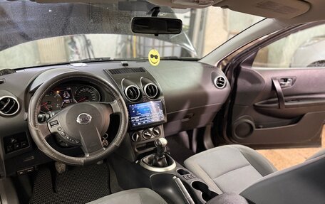 Nissan Qashqai, 2011 год, 910 000 рублей, 25 фотография