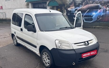 Peugeot Partner II рестайлинг 2, 2010 год, 350 000 рублей, 2 фотография