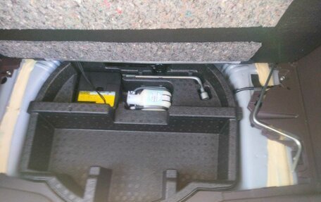 Toyota Spade, 2019 год, 1 480 000 рублей, 8 фотография