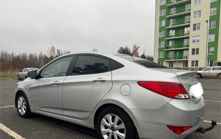 Hyundai Solaris II рестайлинг, 2016 год, 900 000 рублей, 3 фотография