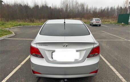 Hyundai Solaris II рестайлинг, 2016 год, 900 000 рублей, 4 фотография