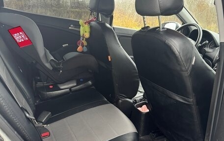 Hyundai Solaris II рестайлинг, 2016 год, 900 000 рублей, 8 фотография