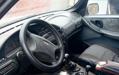 Chevrolet Niva I рестайлинг, 2003 год, 300 000 рублей, 1 фотография