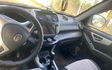 Lifan X60 I рестайлинг, 2014 год, 620 000 рублей, 4 фотография