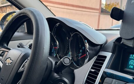 Chevrolet Cruze II, 2012 год, 870 000 рублей, 10 фотография