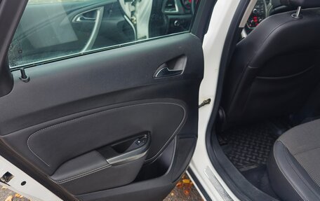 Opel Astra J, 2011 год, 710 000 рублей, 10 фотография