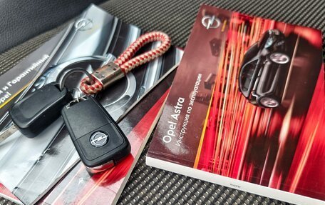 Opel Astra J, 2011 год, 710 000 рублей, 14 фотография