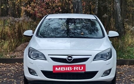 Opel Astra J, 2011 год, 710 000 рублей, 15 фотография
