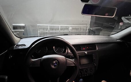 Skoda Rapid I, 2017 год, 1 000 000 рублей, 4 фотография