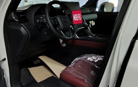 Lexus LX, 2025 год, 22 000 000 рублей, 6 фотография