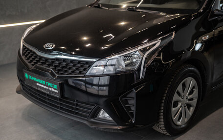 KIA Rio IV, 2021 год, 1 725 000 рублей, 2 фотография