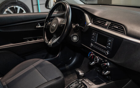 KIA Rio IV, 2021 год, 1 725 000 рублей, 19 фотография