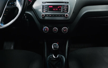 KIA Rio III рестайлинг, 2015 год, 890 000 рублей, 14 фотография