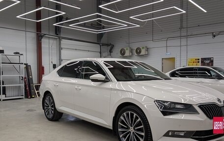 Skoda Superb III рестайлинг, 2019 год, 2 250 000 рублей, 5 фотография