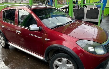 Renault Sandero I, 2013 год, 800 000 рублей, 3 фотография