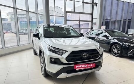 Toyota RAV4, 2025 год, 4 800 000 рублей, 3 фотография