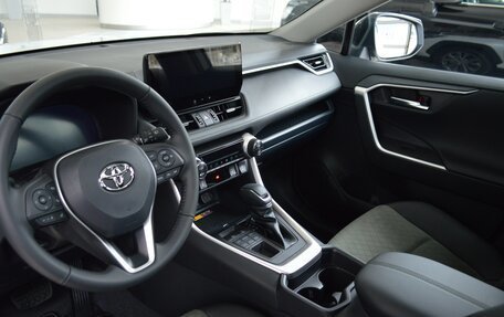 Toyota RAV4, 2025 год, 4 800 000 рублей, 7 фотография