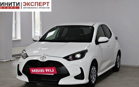 Toyota Yaris, 2020 год, 1 349 900 рублей, 3 фотография