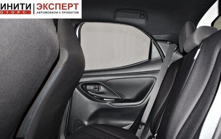 Toyota Yaris, 2020 год, 1 349 900 рублей, 16 фотография