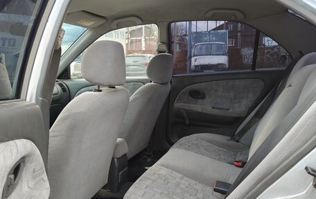 Mitsubishi Mirage VI рестайлинг, 1998 год, 200 000 рублей, 15 фотография