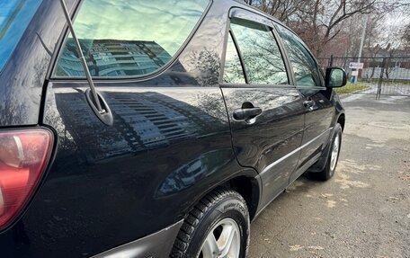 Lexus RX IV рестайлинг, 1998 год, 590 000 рублей, 9 фотография