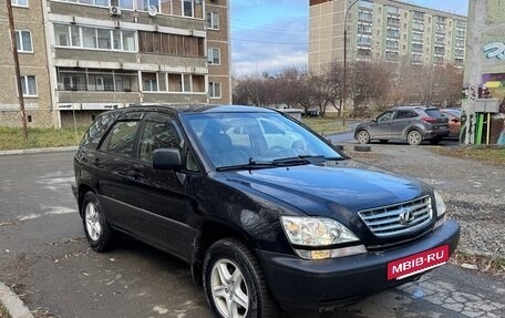 Lexus RX IV рестайлинг, 1998 год, 590 000 рублей, 2 фотография