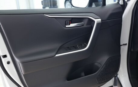 Toyota RAV4, 2025 год, 4 500 000 рублей, 14 фотография