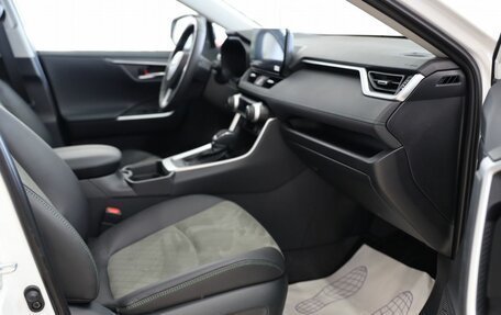 Toyota RAV4, 2025 год, 4 500 000 рублей, 18 фотография