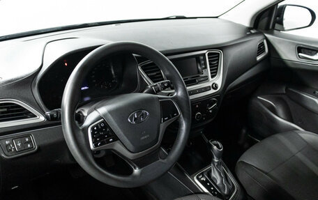 Hyundai Solaris II рестайлинг, 2020 год, 1 449 700 рублей, 11 фотография