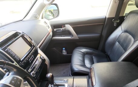 Toyota Land Cruiser 200, 2012 год, 4 350 000 рублей, 7 фотография