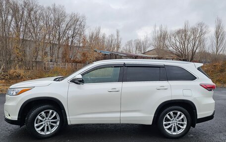 Toyota Highlander III, 2015 год, 3 550 000 рублей, 3 фотография
