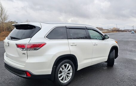 Toyota Highlander III, 2015 год, 3 550 000 рублей, 5 фотография
