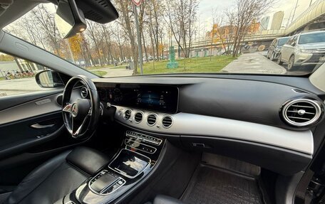 Mercedes-Benz E-Класс, 2021 год, 2 350 000 рублей, 18 фотография