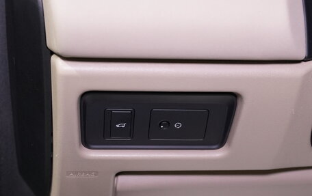 Land Rover Discovery Sport I рестайлинг, 2017 год, 2 200 000 рублей, 13 фотография