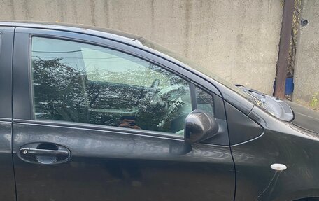 Toyota Yaris III рестайлинг, 2007 год, 600 000 рублей, 4 фотография