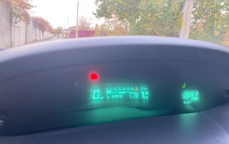 Toyota Yaris III рестайлинг, 2007 год, 600 000 рублей, 9 фотография