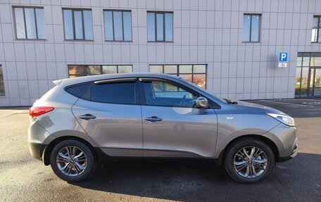 Hyundai ix35 I рестайлинг, 2015 год, 1 390 000 рублей, 4 фотография