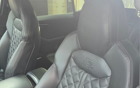 Audi SQ8, 2020 год, 10 000 000 рублей, 15 фотография