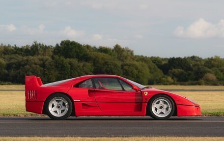 Ferrari F40, 1991 год, 380 000 000 рублей, 8 фотография
