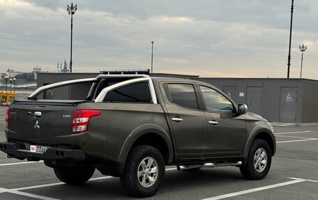 Mitsubishi L200 IV рестайлинг, 2016 год, 1 950 000 рублей, 3 фотография