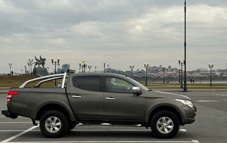 Mitsubishi L200 IV рестайлинг, 2016 год, 1 950 000 рублей, 2 фотография