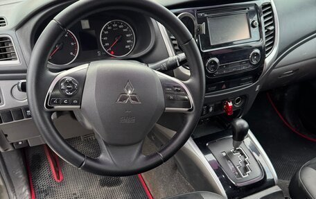 Mitsubishi L200 IV рестайлинг, 2016 год, 1 950 000 рублей, 14 фотография